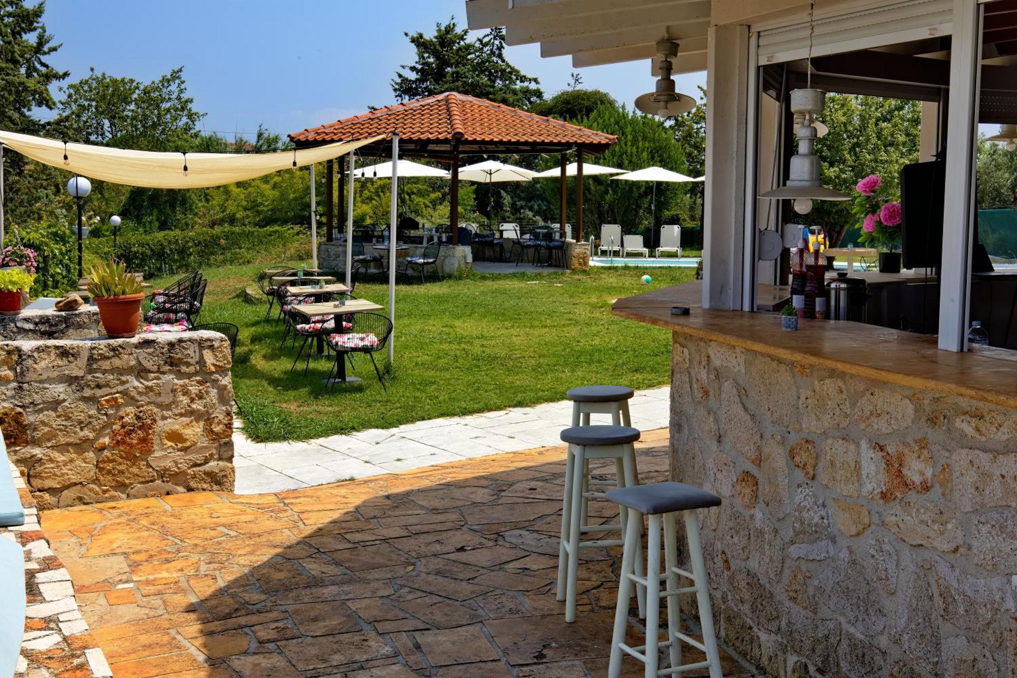 Marele Hills Apartments Néa Fókaia Екстериор снимка